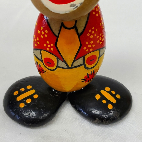 Vintage clown  paperweight handmade from polished pebbles and handpainted - Picture 4 of 6